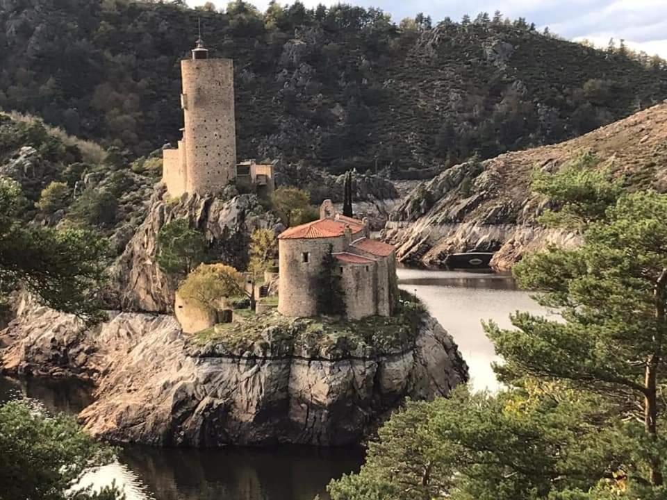 La Fortance Paradis Naturel - Proche De La Ville Planfoy Dış mekan fotoğraf